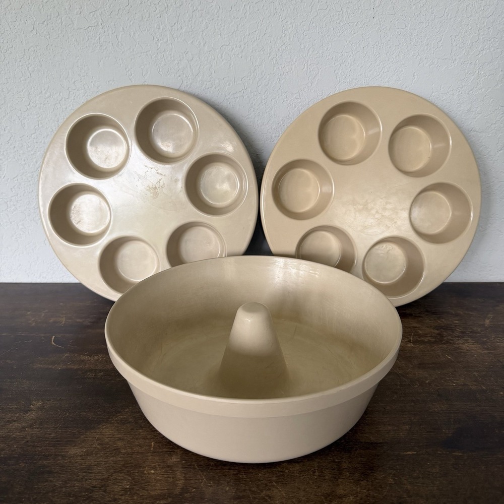 Vtg Anchor Hocking‎ MICROWARE Microwave Baking Ring Bundt Cake Muffin Pans 3 Pcs